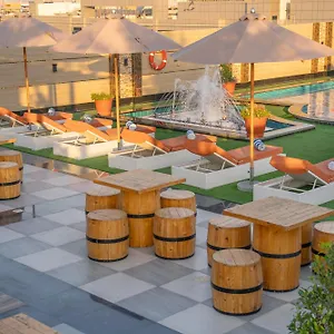 La Zona Continental فندق