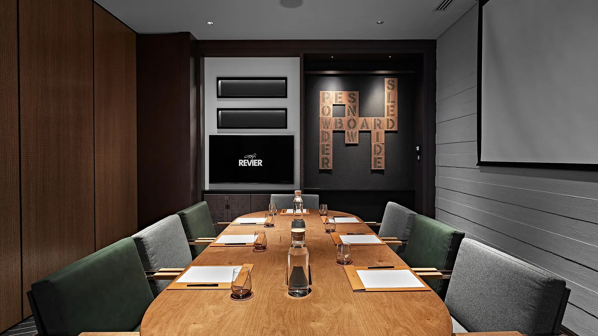 Revier Hotel - Dubai
